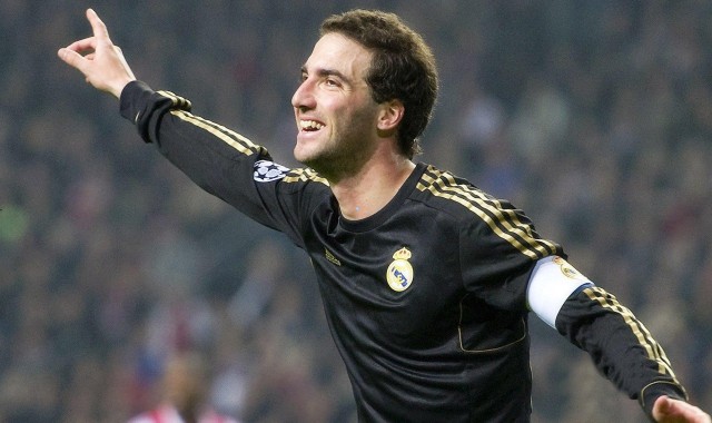 华体会-阿斯帕斯点破赛场情绪博弈，维尼修斯需跨越的第二道防线